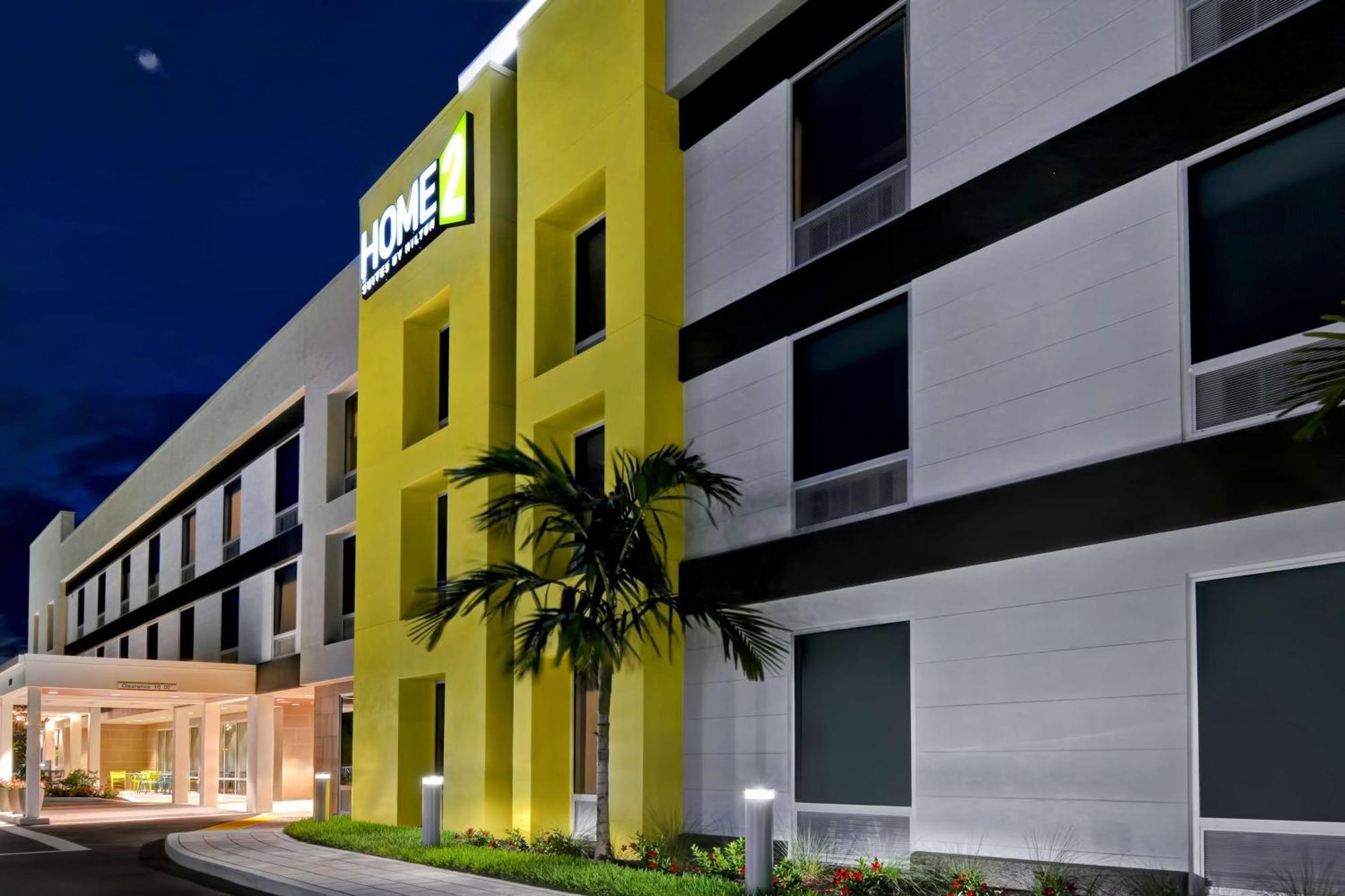 Home2 Suites By Hilton Naples I-75 Pine Ridge Road Exterior photo
